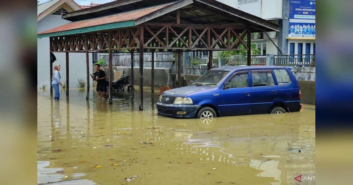 PLN Gerak Cepat Amankan Pasokan Listrik di Bulungan Akibat Banjir Luas