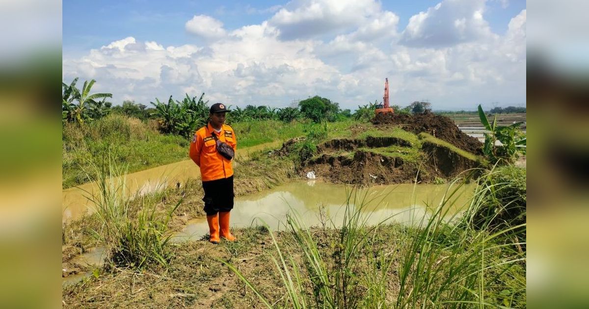 BPBD: Perbaikan Tanggul Sungai Renggong Grobogan Tertunda Hingga Air Surut
