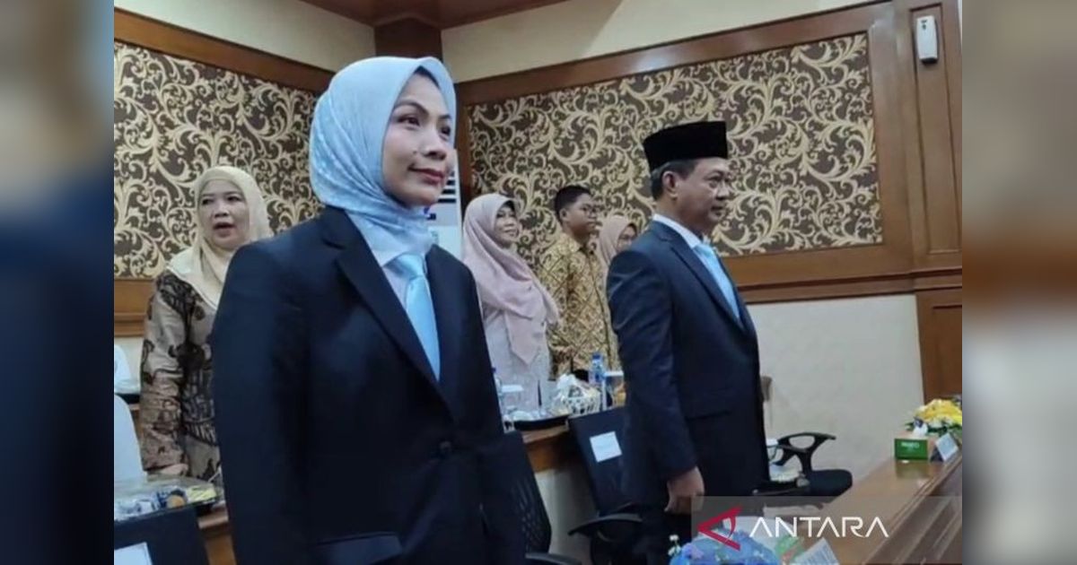 DPRD Kabupaten Serang Resmi Tetapkan Zakiyah-Najib Sebagai Bupati dan Wabup Terpilih Periode 2025-2030