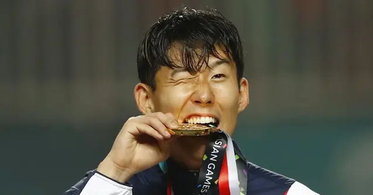 Perjalanan Son Heung-min: Raih Medali Emas di Pakansari Kini Angkat Trofi Liga Europa