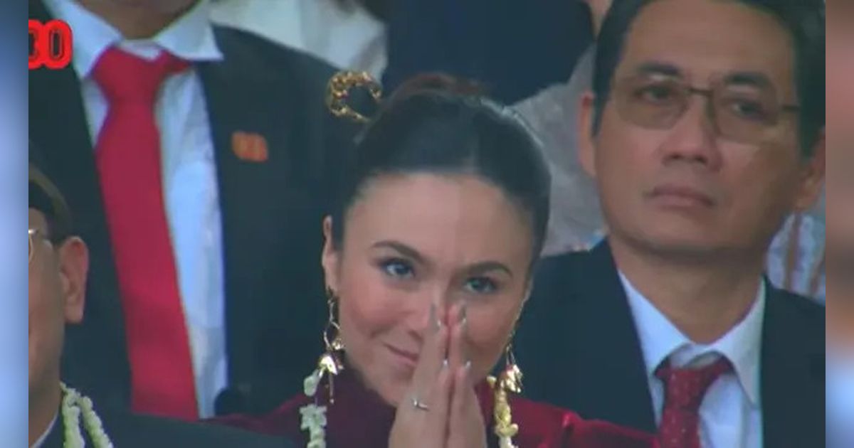 Wulan Guritno Jadi Sorotan di Upacara HUT ke-80 RI, Tampil Cantik dengan Kostum Jeng Yah di Serial Gadis Kretek