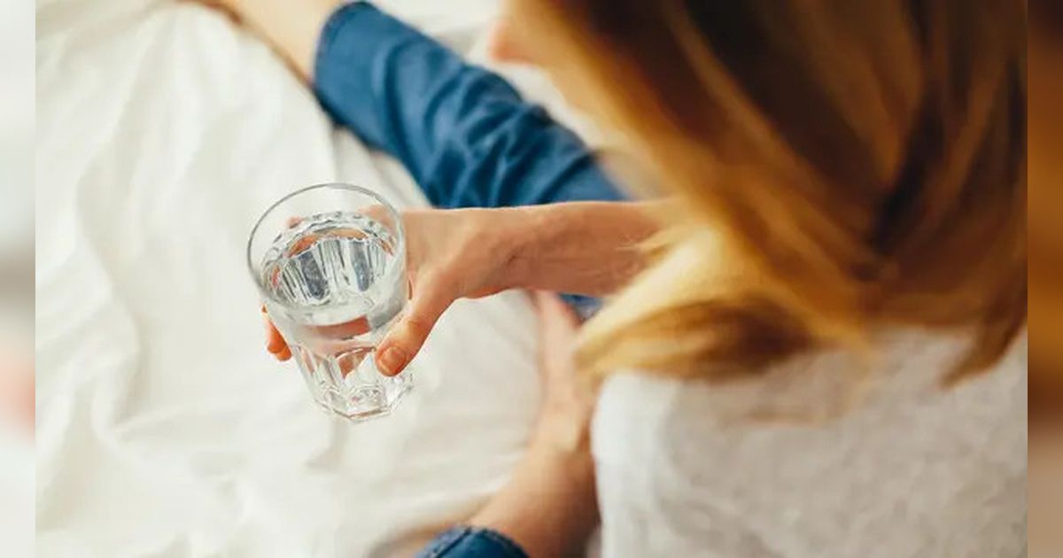 7 Tanda Dehidrasi Ringan yang Sering Diabaikan, Dapat Menyebabkan Batu Ginjal