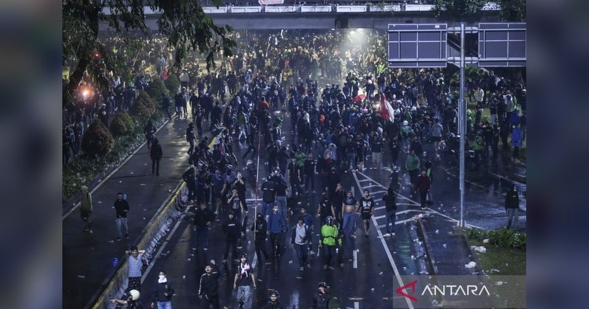 MUI Minta Pendekatan Persuasif Aparat Amankan Demo, Hindari Bentrok dan Korban: Tahukah Anda Pentingnya?