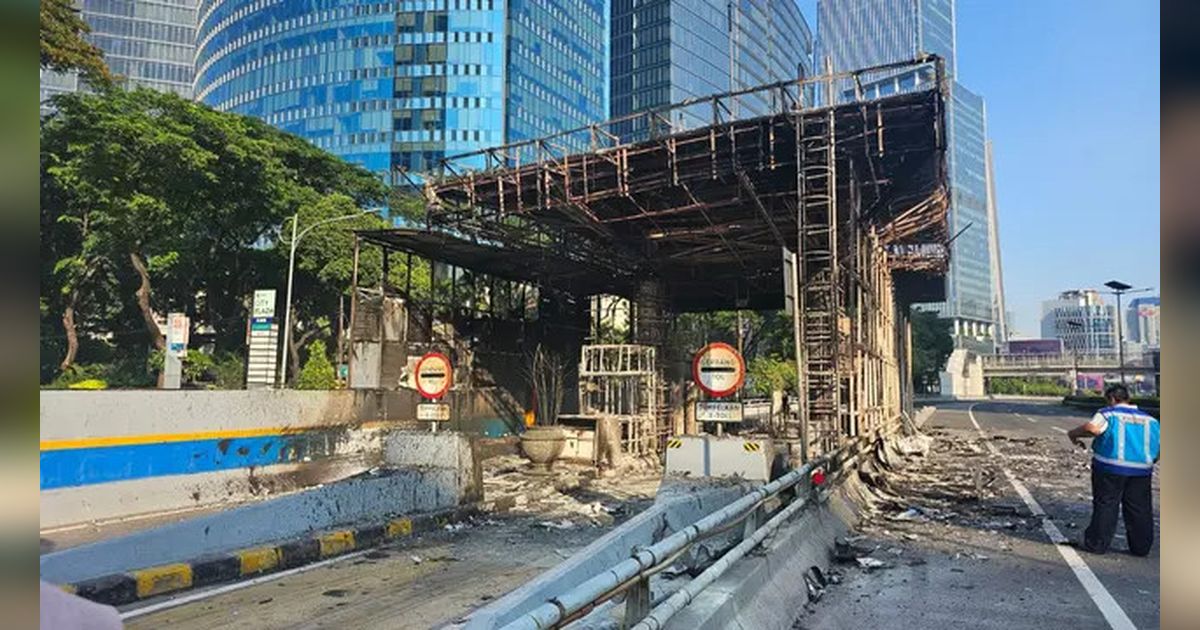 Terdampak Demo di DPR, Jalan Tol Cawang-Tomang-Pluit Masih Belum Beroperasi Normal