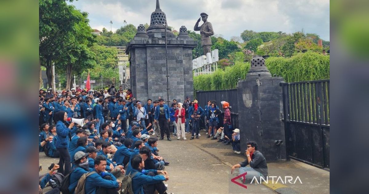 Fakta Mengejutkan: Puluhan Peserta Aksi Unjuk Rasa Semarang Dibebaskan Polisi, Mayoritas Pelajar!