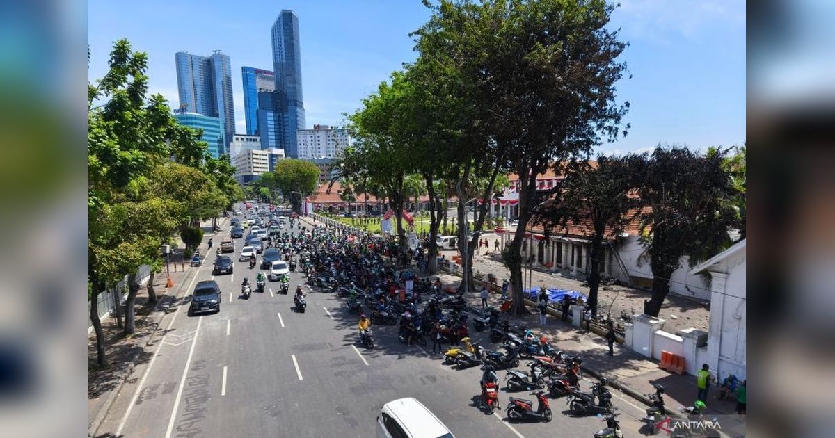 Tahukah Anda, Butuh Berapa Jam Surabaya Pulih? Kondisi Surabaya Pasca Demo di Grahadi Kembali Normal
