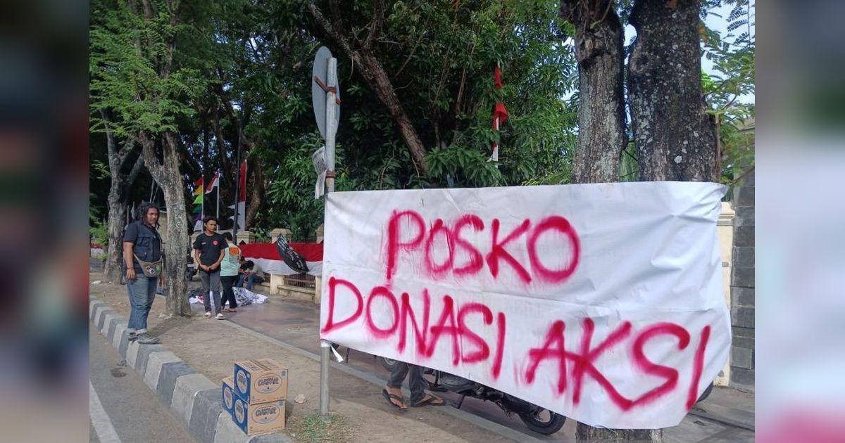 Tahukah Anda? Mahasiswa Aceh Galang Donasi untuk Aksi di DPRA, Ini Tuntutannya!