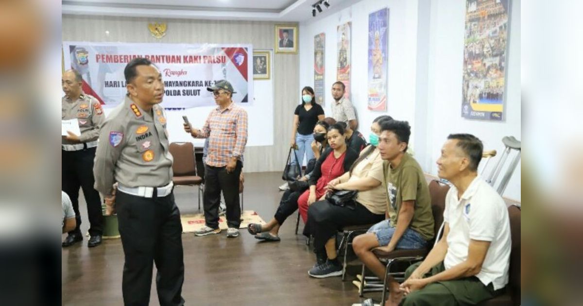 Fakta Unik: Ditlantas Polda Sulut Beri Bantuan Kaki Palsu untuk 29 Warga, Siap Melangkah Baru!