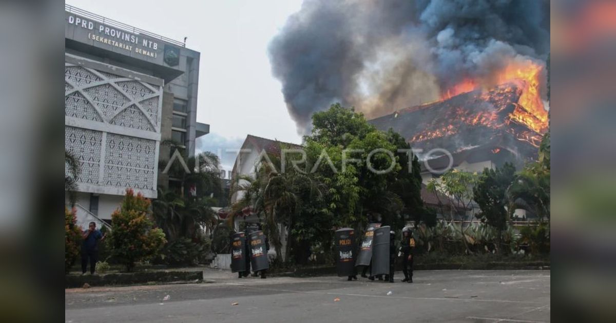 Fakta Unik: Polda NTB Bantah Ada Penangkapan Pengunjuk Rasa saat Demo DPRD NTB yang Berakhir Ricuh