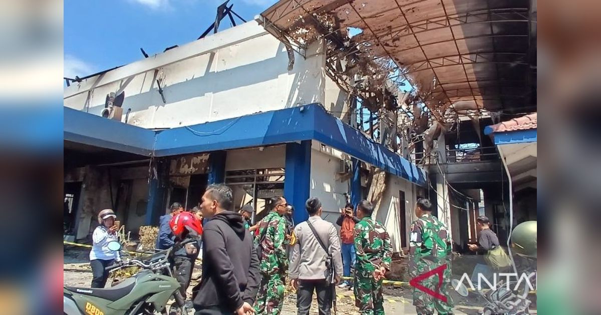 Patroli Kediri Diintensifkan, Tahukah Kamu Berapa Banyak Fasilitas Umum yang Rusak Pasca Ricuh?