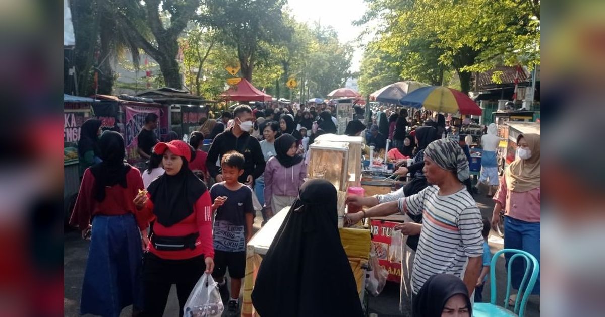 Trivia Omzet: Ratusan Pelaku UMKM Lebak Banjiri Car Free Day Alun-alun Multatuli