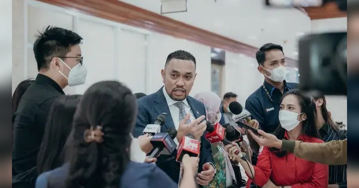 Dinonaktifkan Partai, Ahmad Sahroni dan Nafa Urbach Masih Terima Gaji Sebagai Anggota DPR