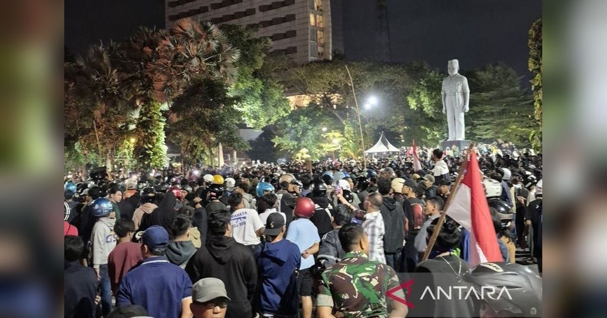 3 Kampus Besar Surabaya Alihkan Perkuliahan Daring Imbas Unjuk Rasa, Mahasiswa Aman Terkendali?