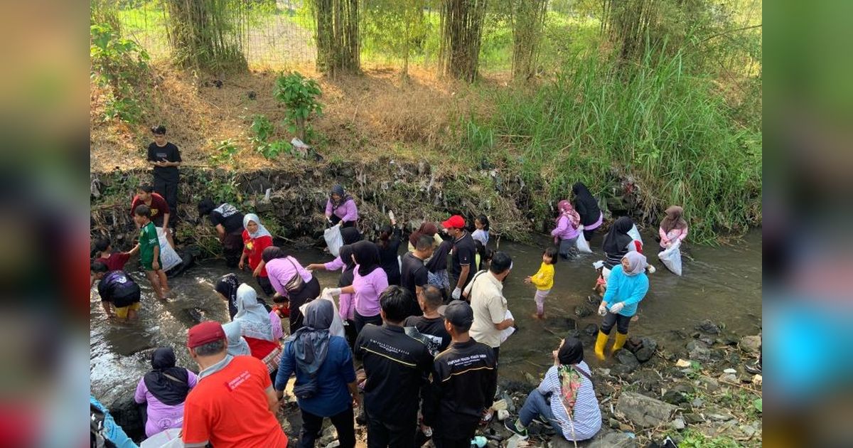 Tahukah Anda? Wabup Sleman Turun Langsung Bersih Sungai di Merti Kali Grojogan 9, Aksi Nyata Jaga Lingkungan