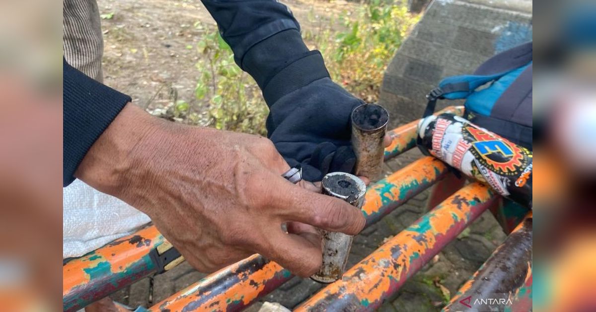 Tak Disangka, Selongsong Gas Air Mata Bekas Demo di Mako Brimob Laku Dijual Rp12 Ribu/Kg!