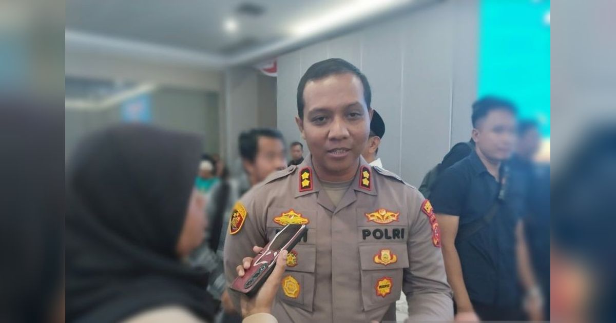 {{caption}}