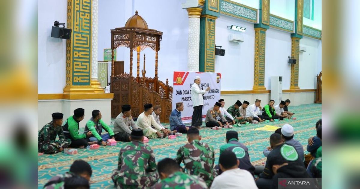 Solidaritas Tanpa Batas: Forkopimda Pohuwato dan Ojol Gelar Shalat Gaib untuk Affan, Pengemudi Ojol Korban Insiden Jakarta