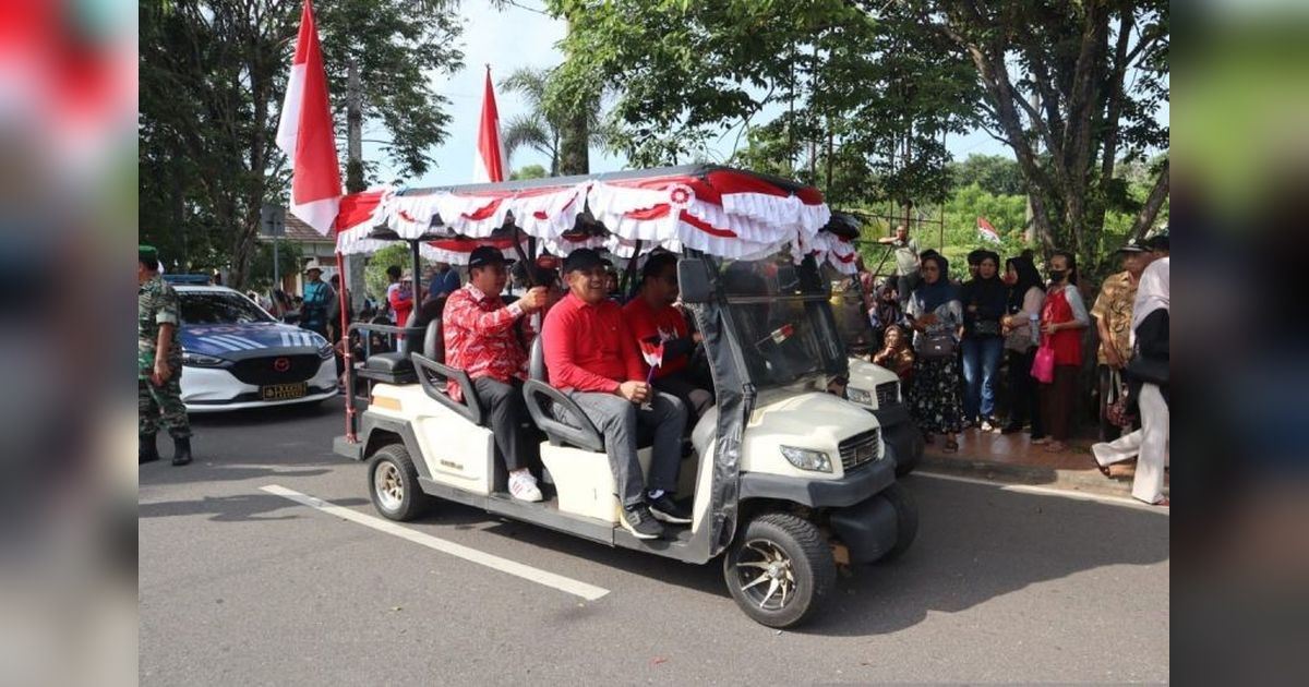 Pawai Pembangunan Belitung Timur: Tahukah Anda, Ribuan Warga Saksikan Atraksi Budaya Spektakuler di HUT RI ke-80?