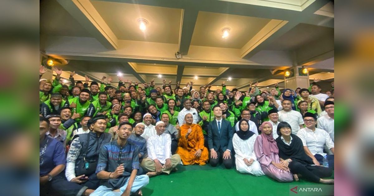 {{caption}}