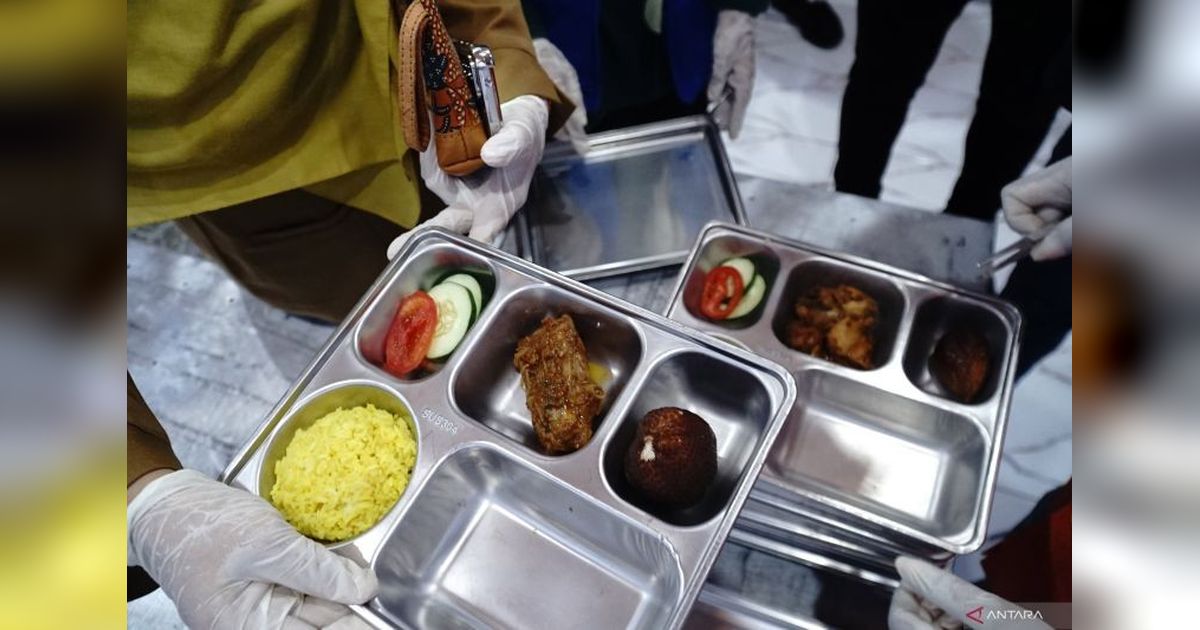 Fakta Mengejutkan: Puluhan Siswa Terdampak Keracunan Massal Tulungagung, SPPG Dihentikan Sementara