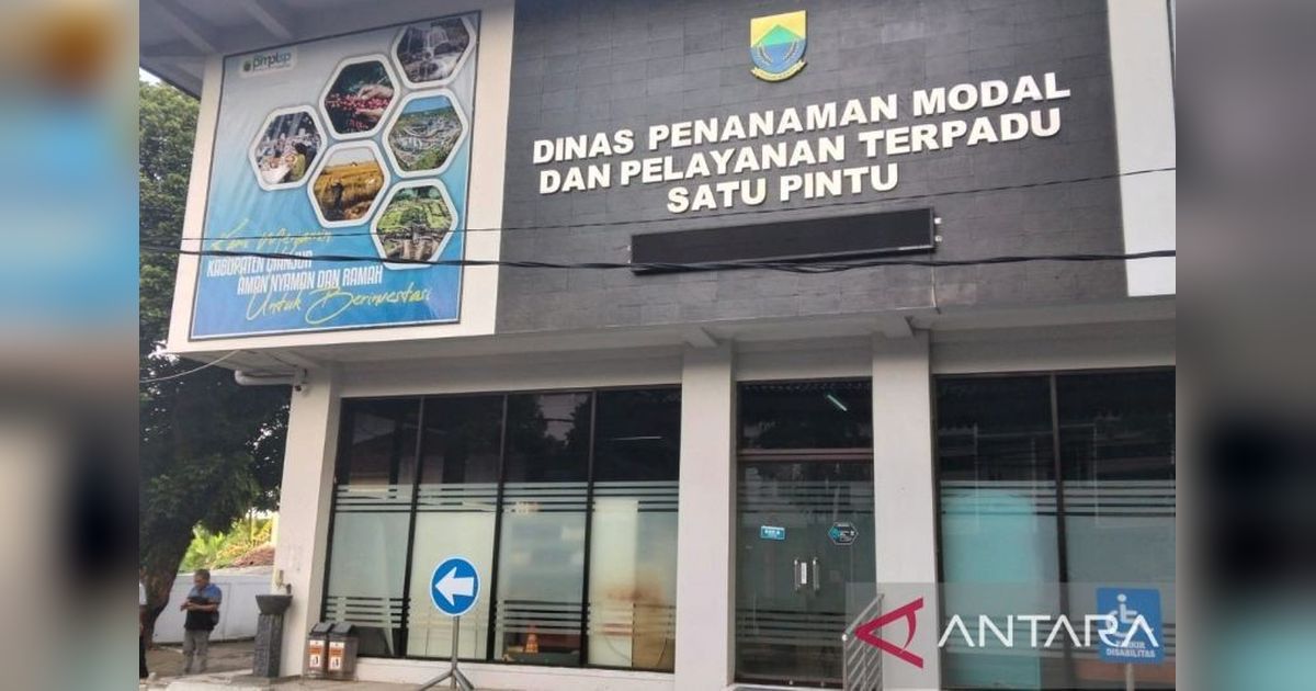 Wow, Realisasi Investasi Cianjur Capai 87% Target 2025 di Oktober: Didominasi Industri Kulit dan Alas Kaki!