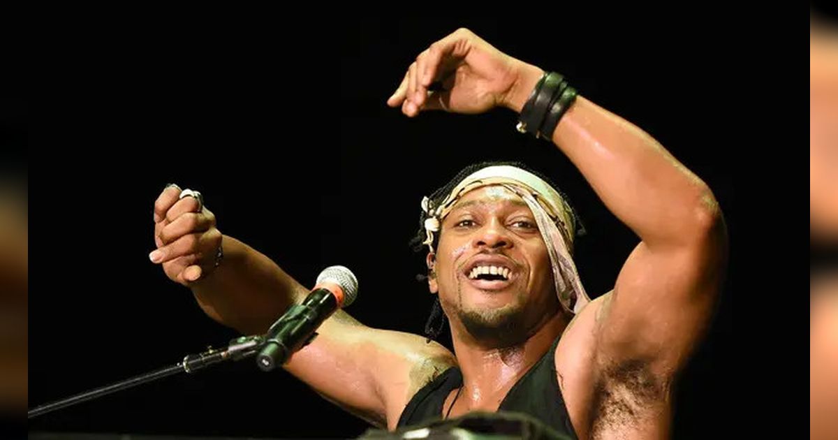 D’Angelo, Musisi Legendaris, Meninggal Setelah Perjuangan Panjang Melawan Kanker