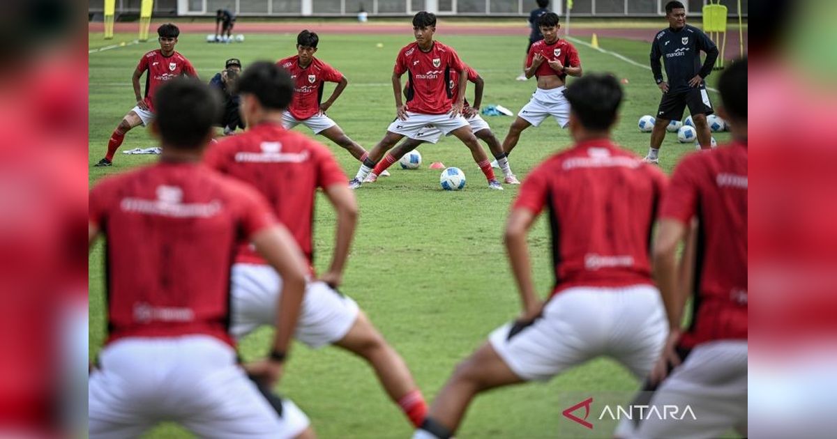 Erick Thohir Lepas Timnas U-17 Indonesia ke Piala Dunia U-17 2025: Misi Berat di Grup H Bersama Brasil!