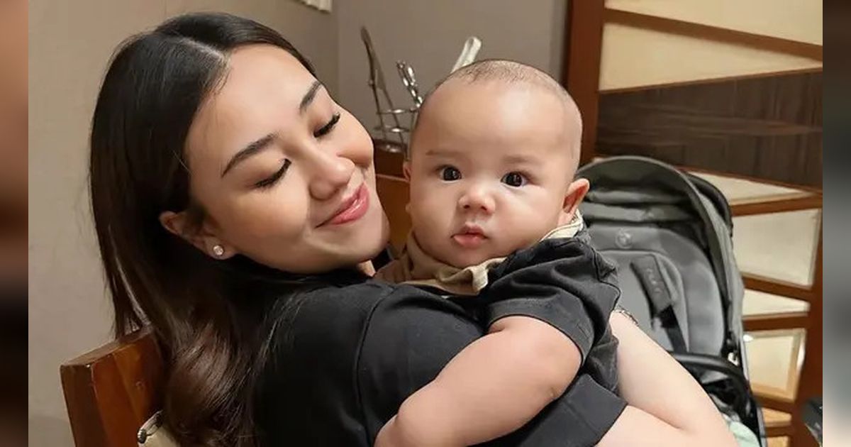 Anugerah Tuhan, Aaliyah Massaid Bertekad Maksimalkan ASI untuk Baby Arash