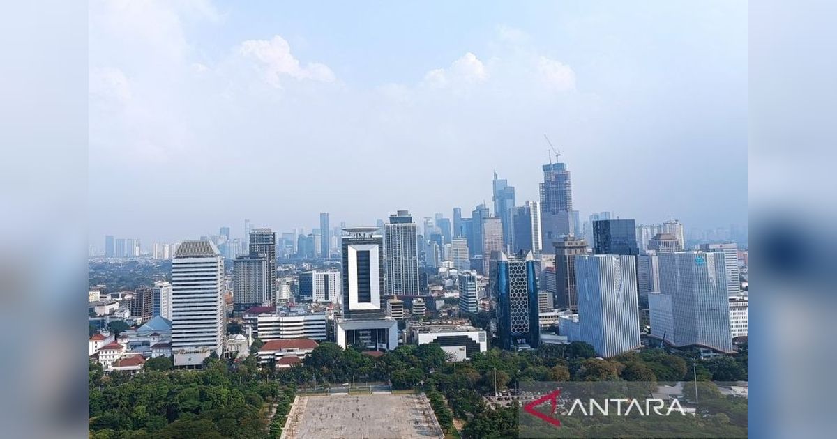 BMKG: Sebagian Besar Jakarta Berawan, Hanya Dua Wilayah Diguyur Hujan Ringan pada Prakiraan Cuaca Jakarta Hari Sabtu Ini!