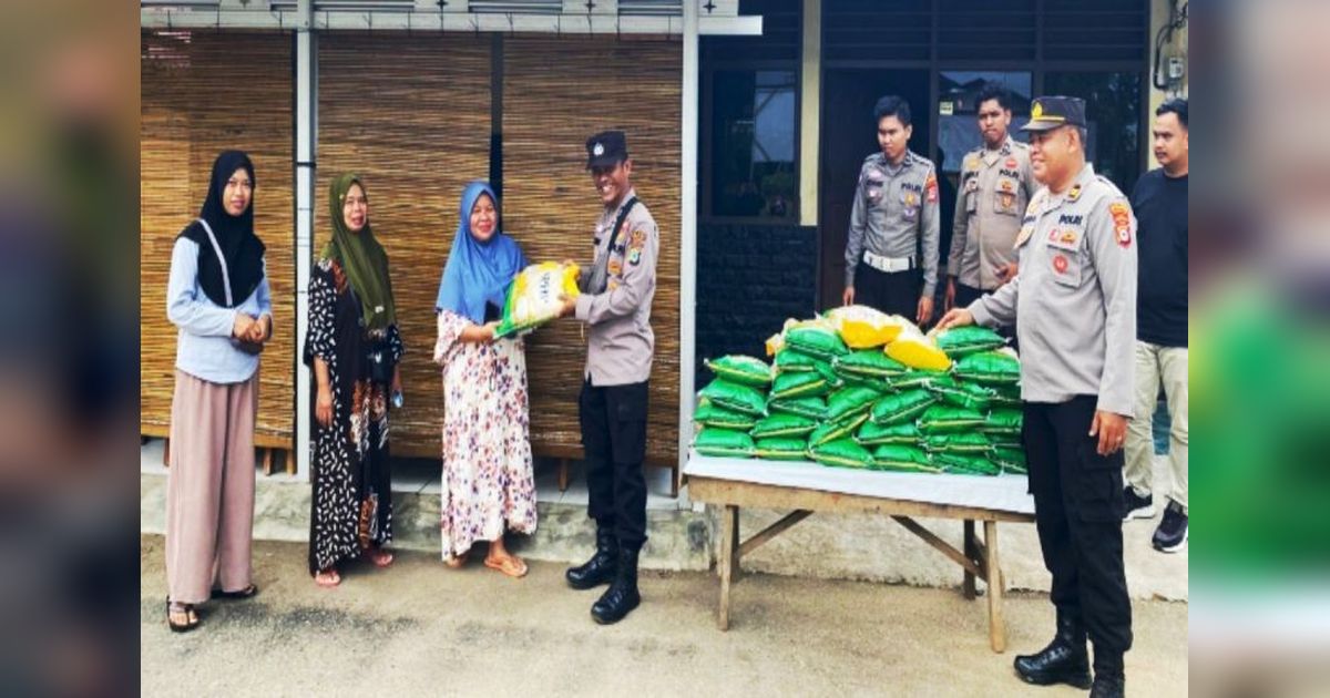 Fakta Unik: 2.000 Sak Beras SPHP Ludes Terjual dalam Gerakan Pangan Murah Polsek Kintap, Bantu Stabilkan Harga!
