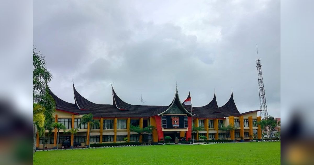 Terobosan Unik! Siskambling Agam Permudah Warga Urus Dokumen Kependudukan, Gratis Pula!