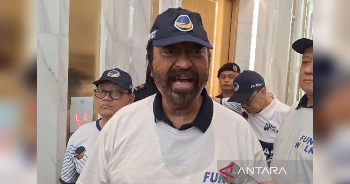 Surya Paloh Tegaskan NasDem Belum Berencana PAW Ahmad Sahroni Usai Sanksi MKD