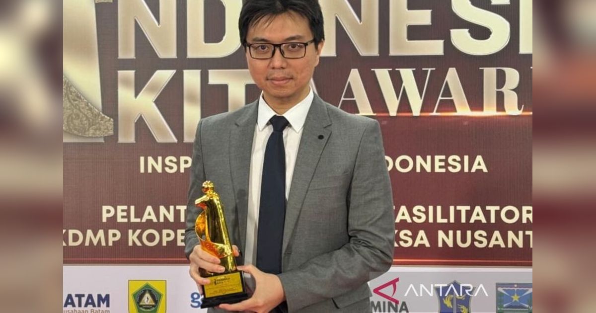 Ariawan Gunadi Raih Penghargaan 'Inspiring Young Leader' di Indonesia Kita Award 2025