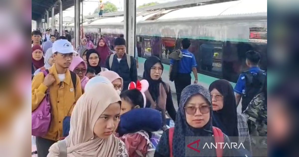 Jelang Tahun Baru, KAI Daop 3 Cirebon Catat Lonjakan Penumpang Signifikan