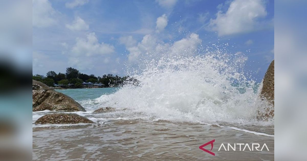 BMKG Keluarkan Peringatan Cuaca Ekstrem Babel: Empat Kabupaten Berpotensi Hujan Petir dan Angin Kencang