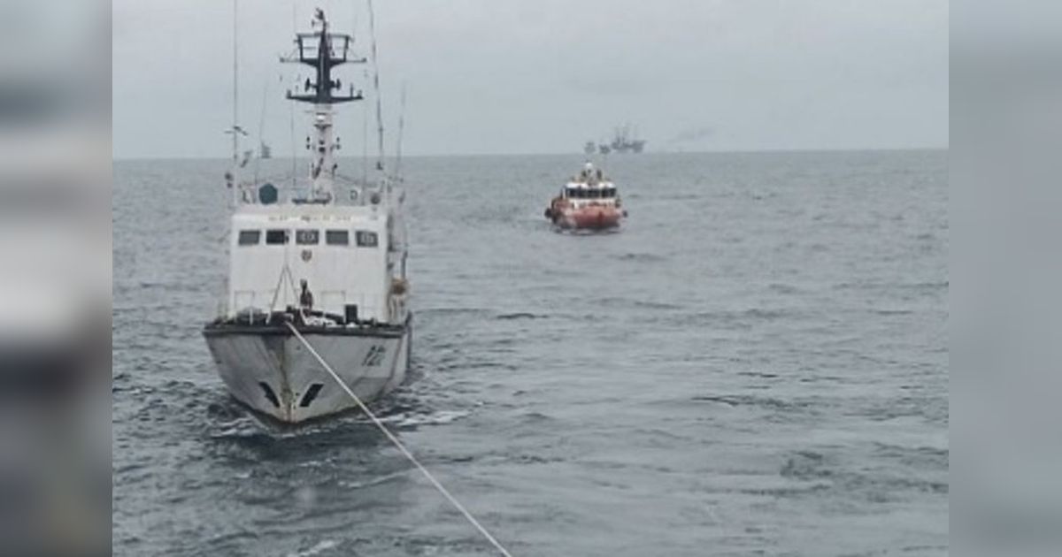 Pertamina Halau Tongkang Hanyut: Amankan Anjungan Lepas Pantai EH dari Insiden Laut