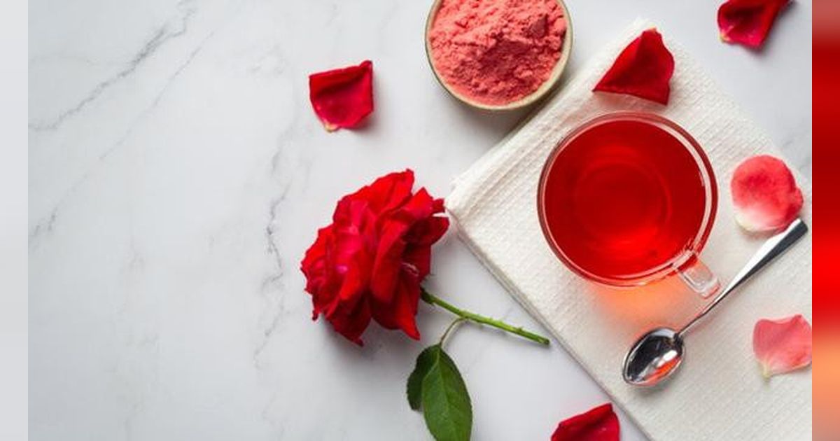 8 Manfaat Air Mawar untuk Wajah yang Jarang Diketahui, Bisa Dicoba