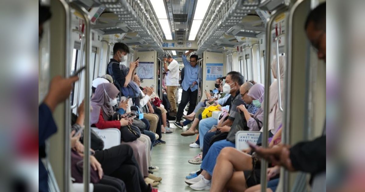 LRT Jabodebek Dorong Pengguna Atur Waktu Perjalanan Hindari Jam Sibuk
