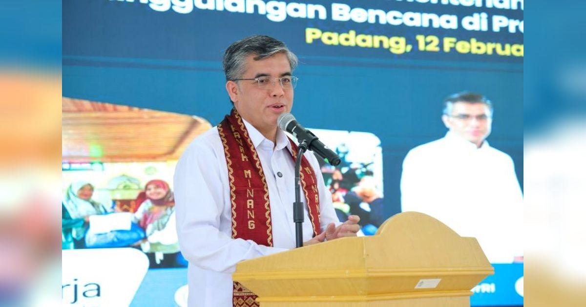 Kemnaker Salurkan Rp30,3 Miliar untuk Pemulihan Ekonomi Sumbar Pascabencana