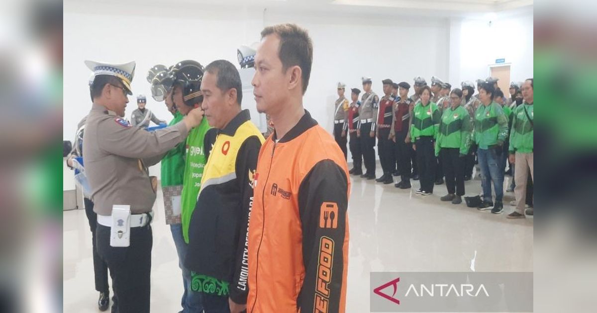Ditlantas Polda Kalsel Gandeng 10 Ribu Ojek Daring Mitra Keselamatan Lalu Lintas