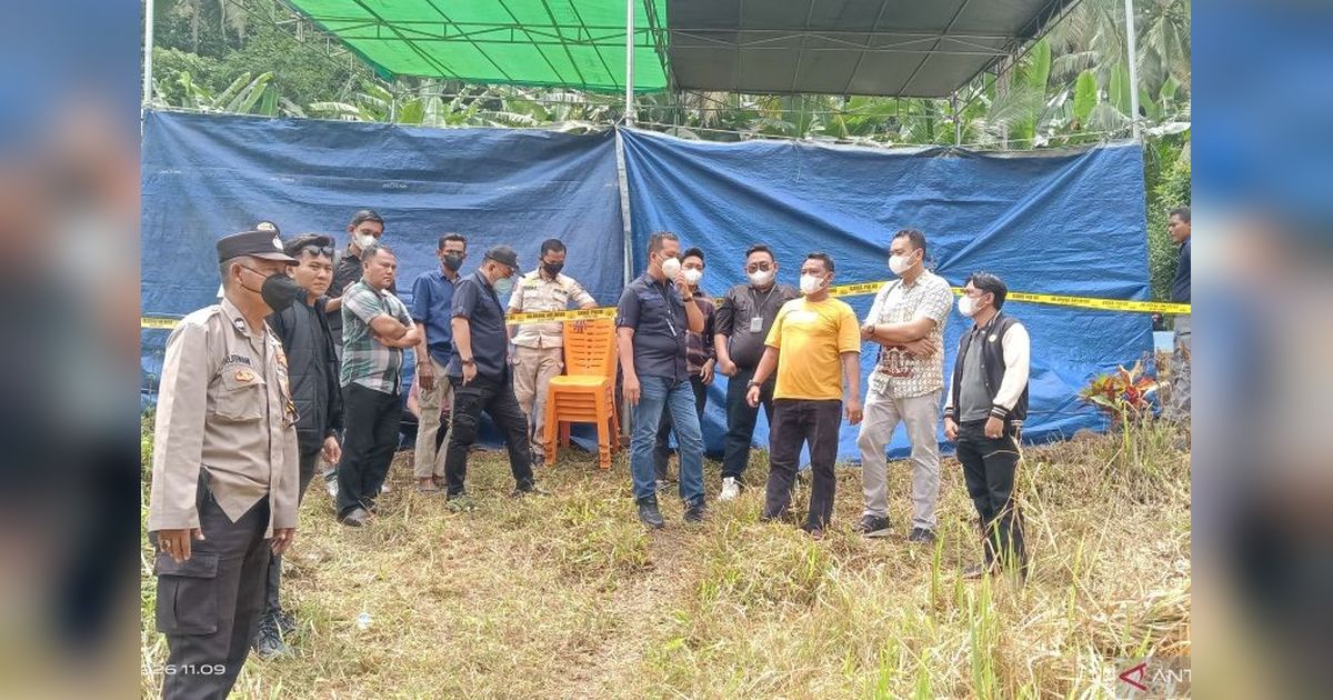 Polisi Bongkar Makam Kepala Desa Kelau untuk Autopsi Kematian, Keluarga Curiga Pembunuhan Berencana