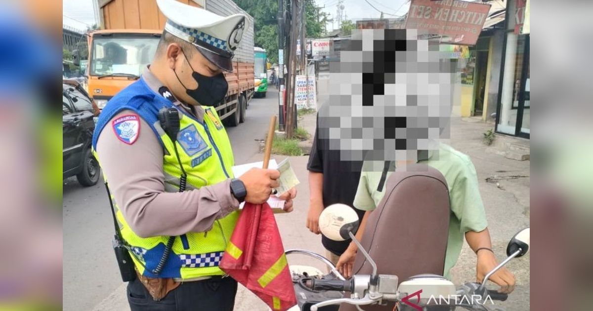 Satlantas Polres Metro Bekasi Gagalkan Peredaran Sabu, Amankan 23 Paket Narkoba