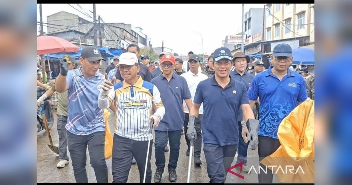 KLH Siapkan Langkah Hukum Tegas Atasi Pencemaran Sungai Cisadane Akibat Kebakaran Pabrik Pestisida