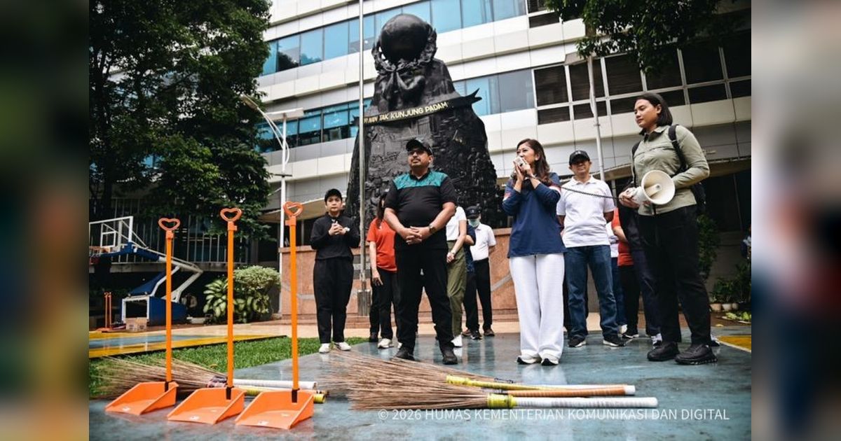 Budaya Bersih Fondasi Disiplin Aparatur, Menkomdigi Ajak Jajaran Terapkan Gerakan Indonesia ASRI