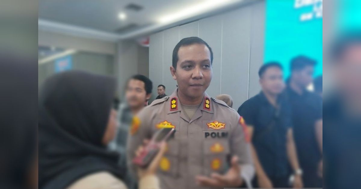 {{caption}}