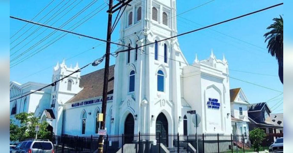 Momen Hangat Idulfitri di Masjid At-Thohir Los Angeles, Simbol Perekat Kebersamaan Diaspora Muslim Indonesia