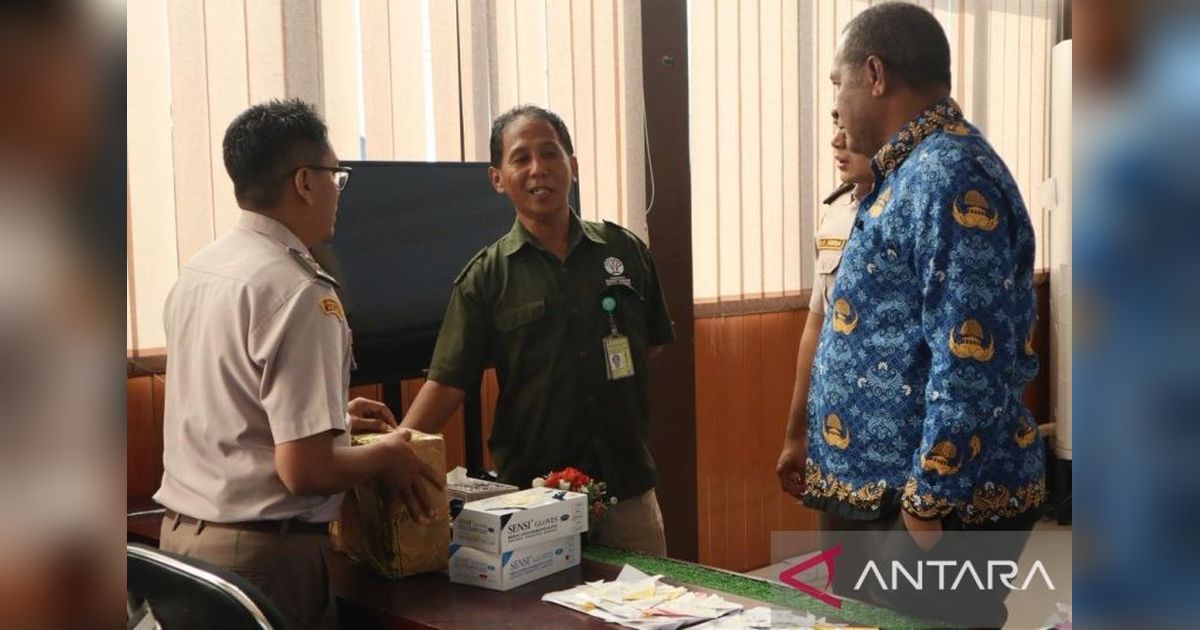 BKHIT Maluku Gagalkan Penyelundupan Satwa Liar di Bandara Pattimura, Amankan 900 Ekor