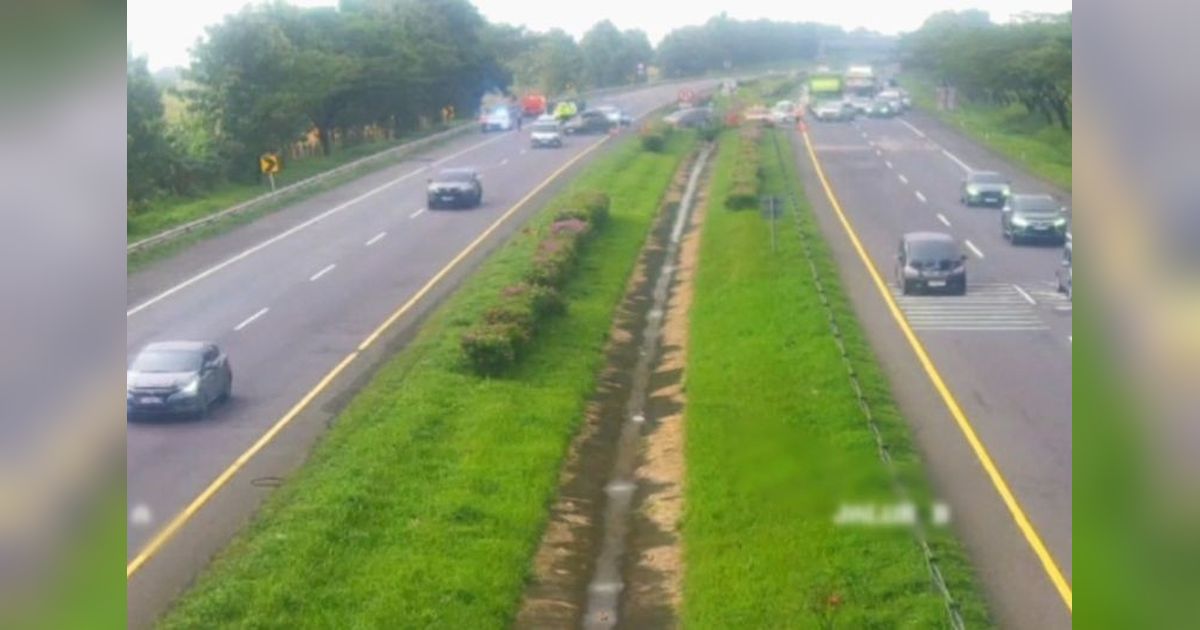 Arus Balik Lebaran: Petugas Terapkan Rekayasa One Way Tol Cipali Arah Jakarta
