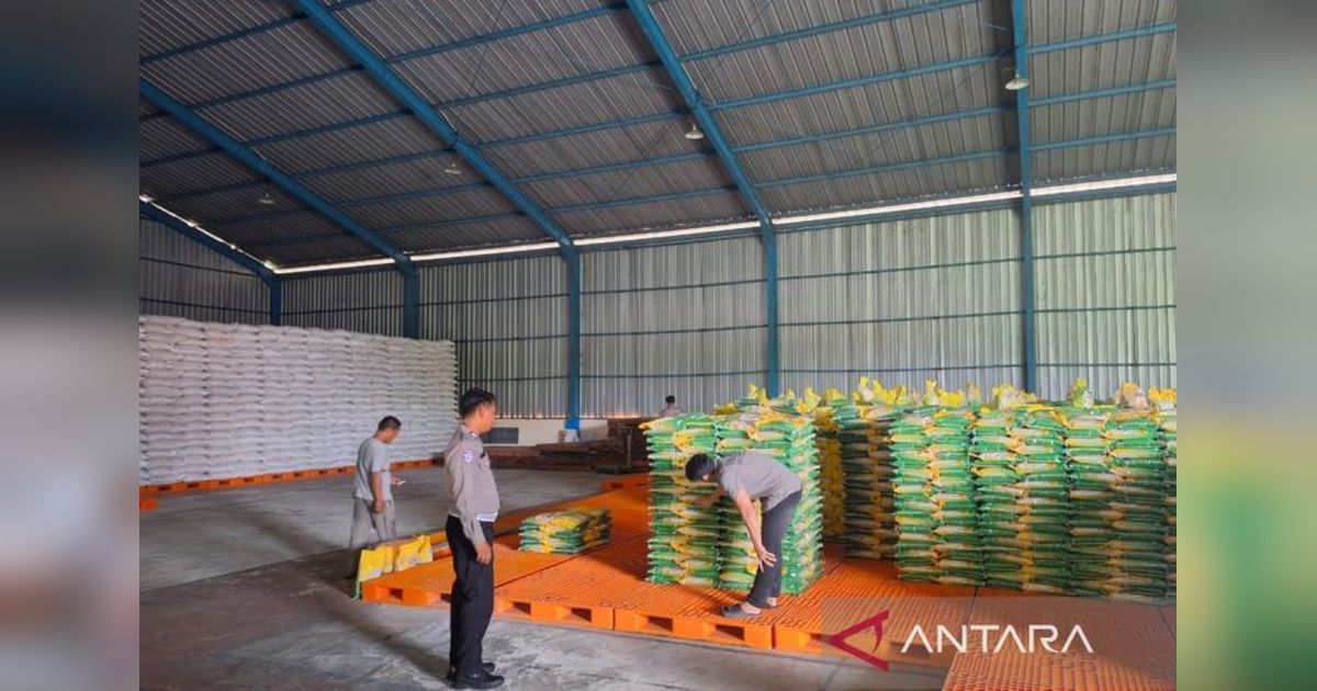 Bulog Kaltim-Kaltara Salurkan Bantuan Pangan untuk 323.824 KPM, Jaga Daya Beli dan Stabilitas Harga