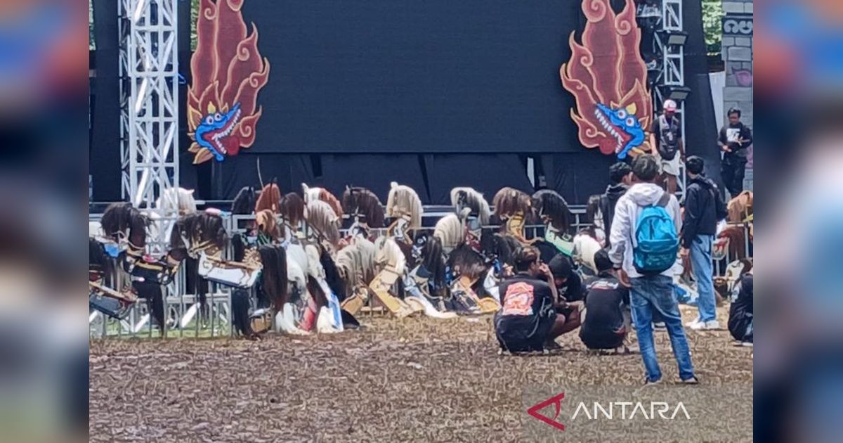 Mepe Jaran Kepang: Tradisi Unik yang Satukan Pecinta Seni dari Berbagai Daerah